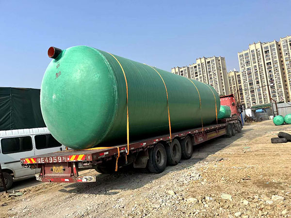 新型環(huán)保玻璃鋼化糞池